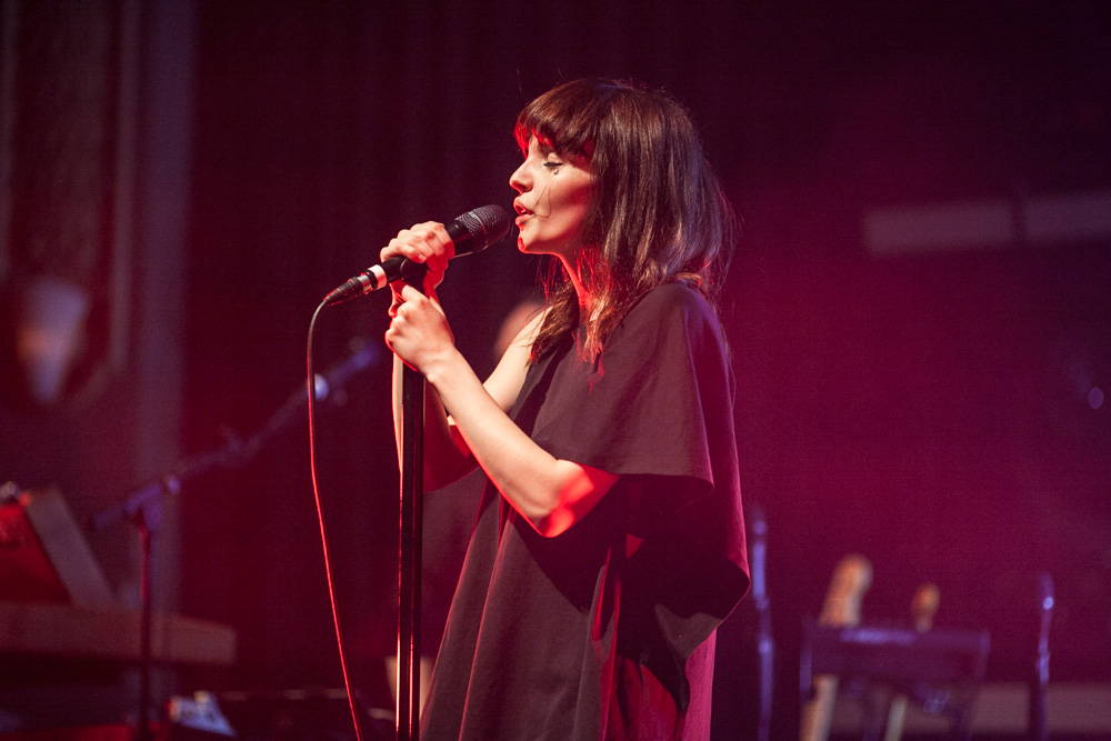 Chvrches, Crystal Ballroom, photo by Tojo Andrianarivo