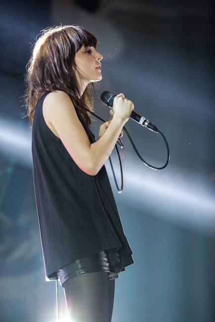 Chvrches, Crystal Ballroom, photo by Tojo Andrianarivo