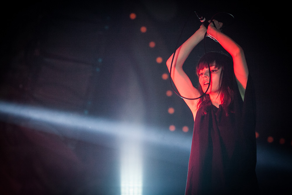 Chvrches, Crystal Ballroom, photo by Tojo Andrianarivo