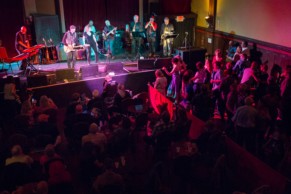 Kevin Selfe, Bossanova Ballroom, photo by Kai Hayashi