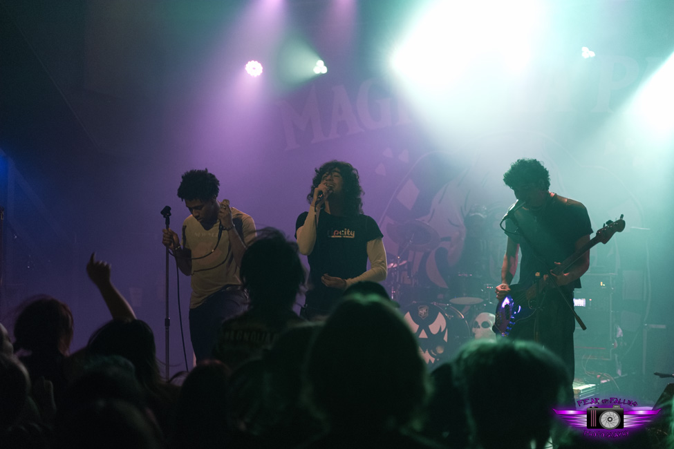 poptropicaslutz, Hawthorne Theatre, photo by Joshua Hathaway