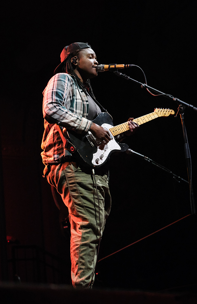 Joy Oladokun, Crystal Ballroom, photo by Joe Duquette