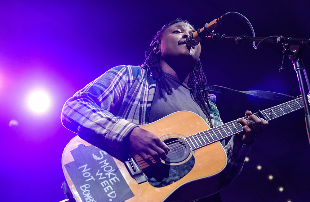 Joy Oladokun, Crystal Ballroom, photo by Joe Duquette