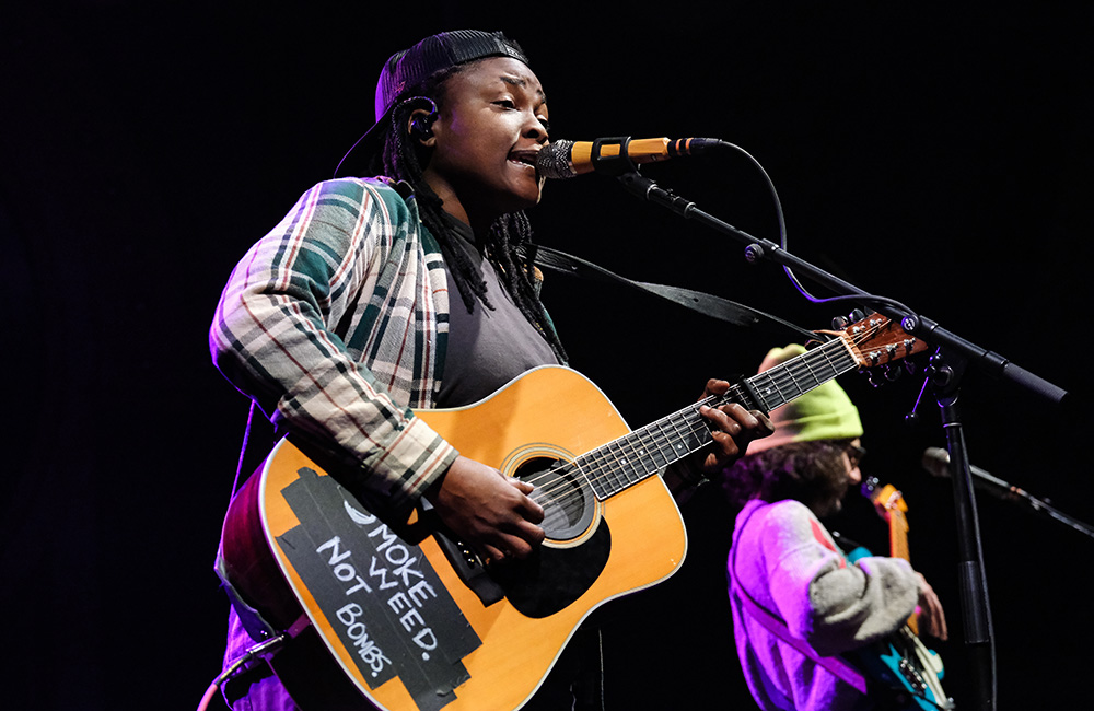 Joy Oladokun, Crystal Ballroom, photo by Joe Duquette