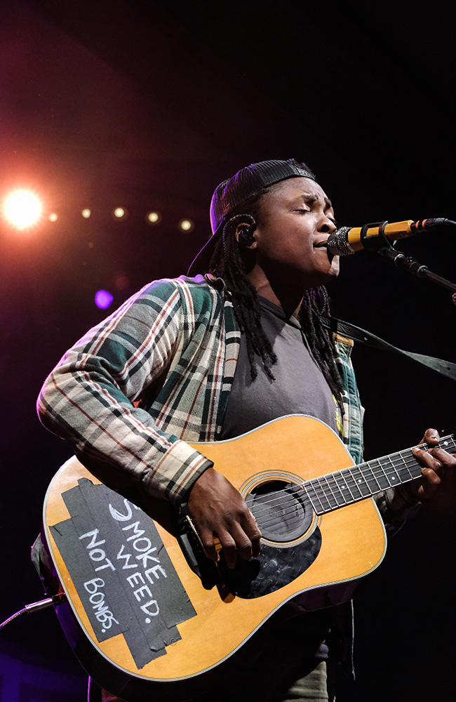 Joy Oladokun, Crystal Ballroom, photo by Joe Duquette