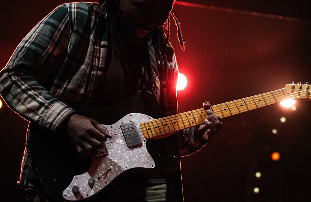 Joy Oladokun, Crystal Ballroom, photo by Joe Duquette
