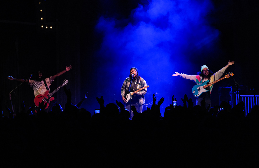 Joy Oladokun, Crystal Ballroom, photo by Joe Duquette