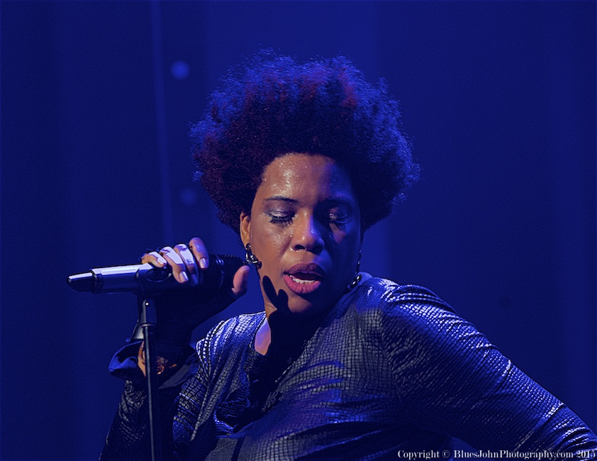 Macy Gray, Revolution Hall, photo by John Alcala