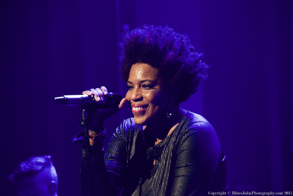 Macy Gray, Revolution Hall, photo by John Alcala