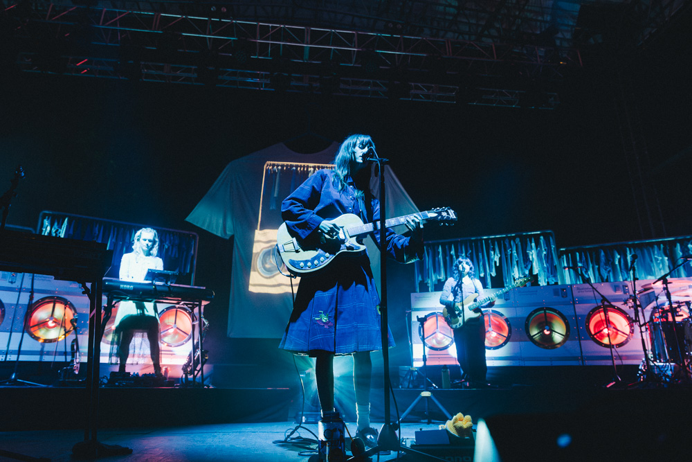 Faye Webster, Edgefield Amphitheater, photo by Blake Sourisseau