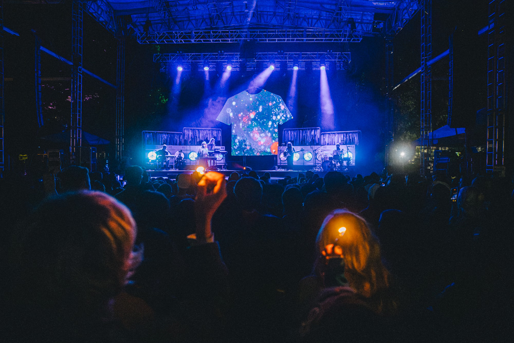 Faye Webster, Edgefield Amphitheater, photo by Blake Sourisseau