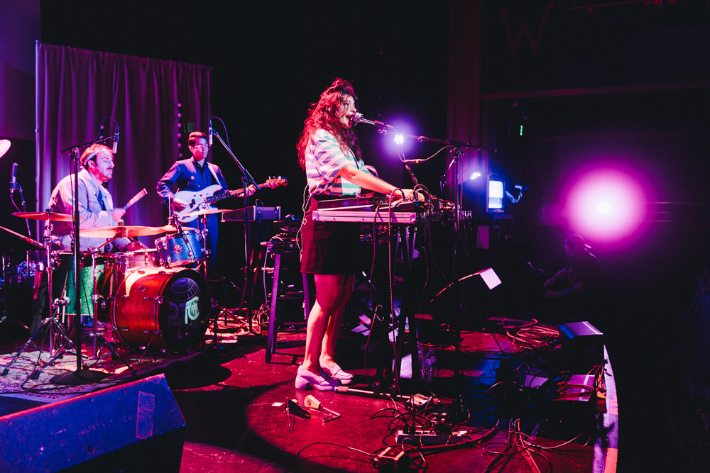 Pearl & The Oysters, Revolution Hall, photo by Blake Sourisseau