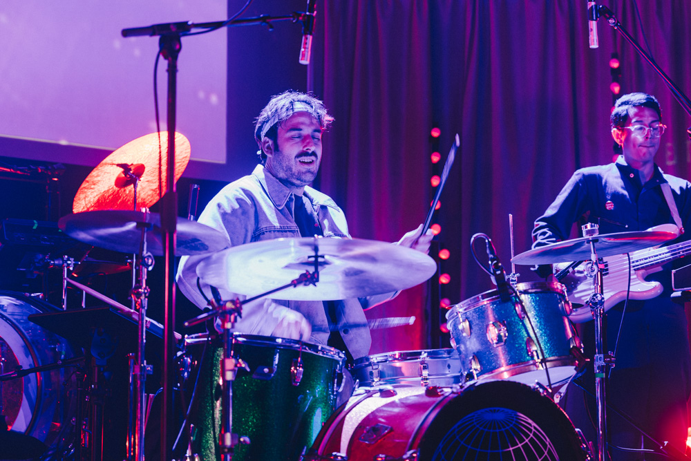 Pearl & The Oysters, Revolution Hall, photo by Blake Sourisseau