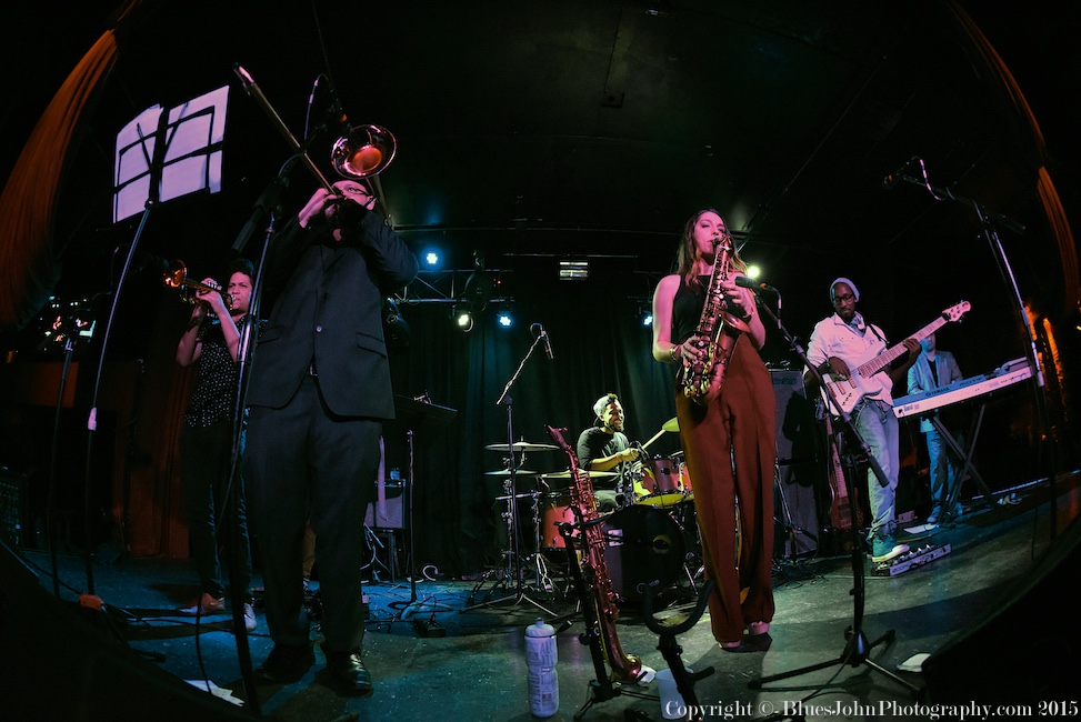 Hailey Niswanger, Dante's, photo by John Alcala