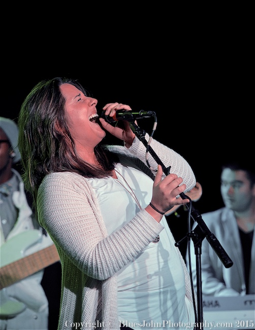 Hailey Niswanger, Dante's, photo by John Alcala