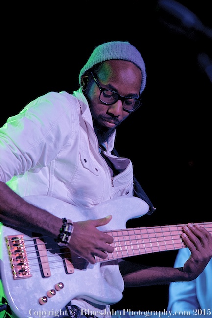 Hailey Niswanger, Dante's, photo by John Alcala