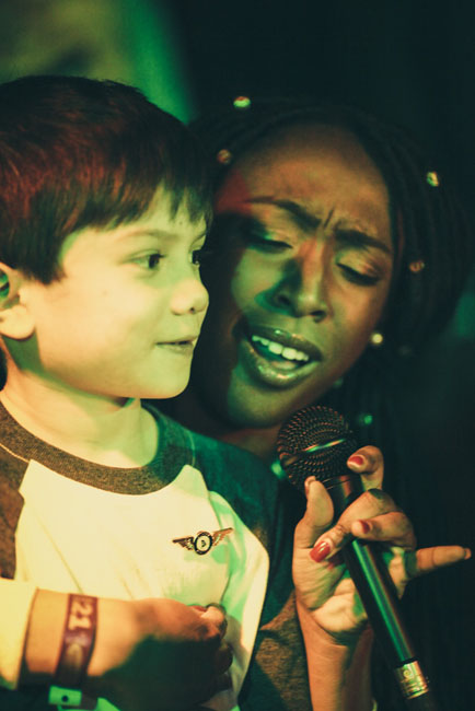 Blossom, Girl Fest, Lola's Room, photo by Tojo Andrianarivo