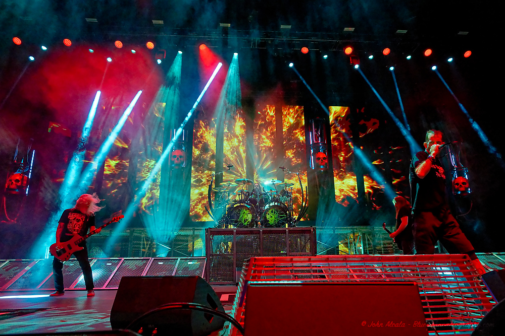 Lamb of God, Theater of the Clouds, photo by John Alcala