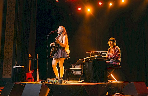 Alice Phoebe Lou, Aladdin Theater, photo by Blake Sourisseau