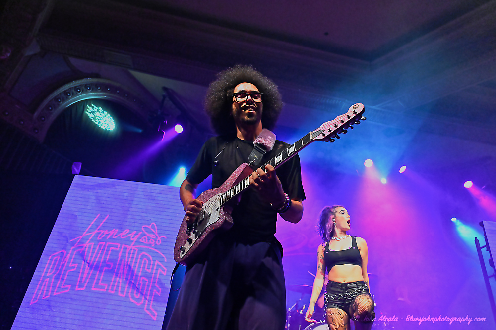 Honey Revenge, Crystal Ballroom, photo by John Alcala