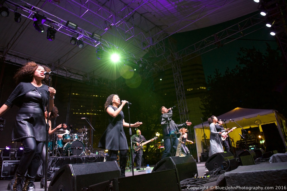 Patrick Lamb, Tom McCall Waterfront Park, photo by John Alcala