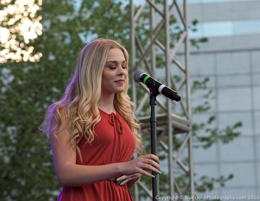 Lovey James, Tom McCall Waterfront Park, photo by John Alcala
