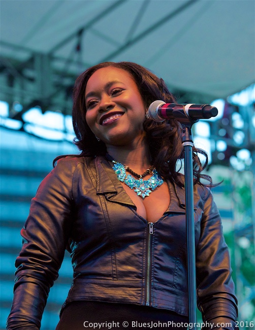 Nehemiah Booker, Tom McCall Waterfront Park, photo by John Alcala