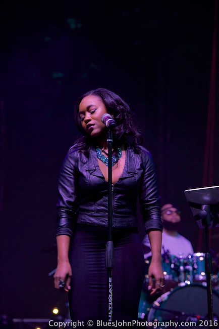 Nehemiah Booker, Tom McCall Waterfront Park, photo by John Alcala