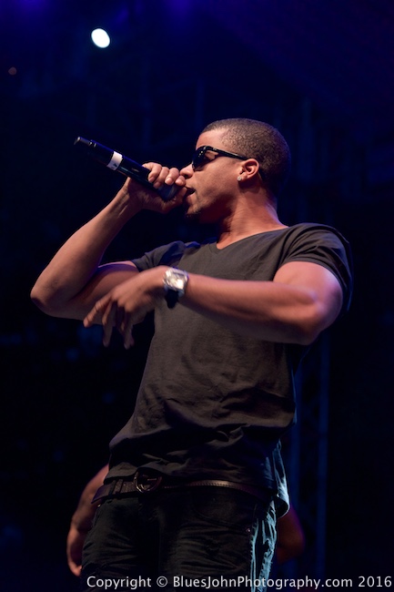 Nehemiah Booker, Tom McCall Waterfront Park, photo by John Alcala