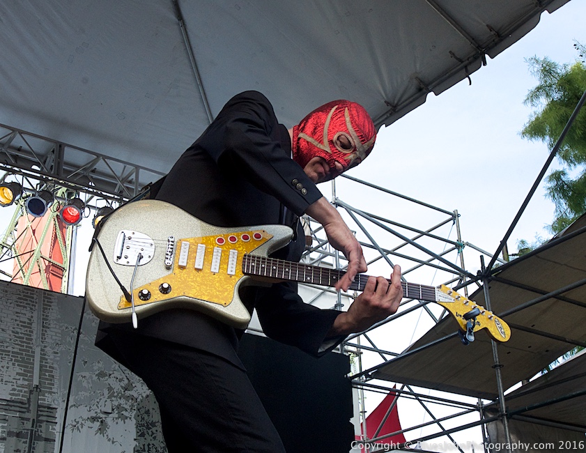 Waterfront Blues Festival, Tom McCall Waterfront Park, photo by John Alcala
