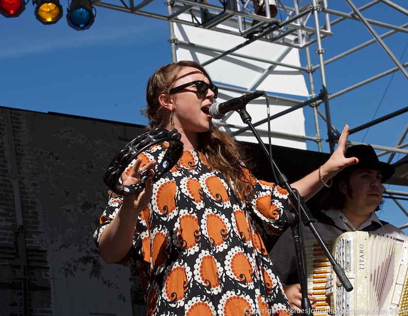 Waterfront Blues Festival, Tom McCall Waterfront Park, photo by John Alcala