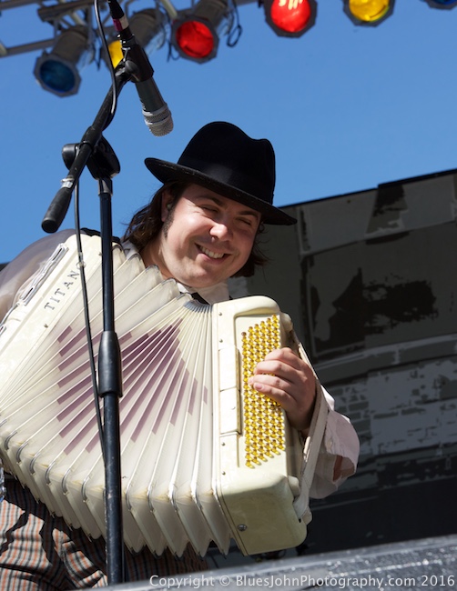 Waterfront Blues Festival, Tom McCall Waterfront Park, photo by John Alcala