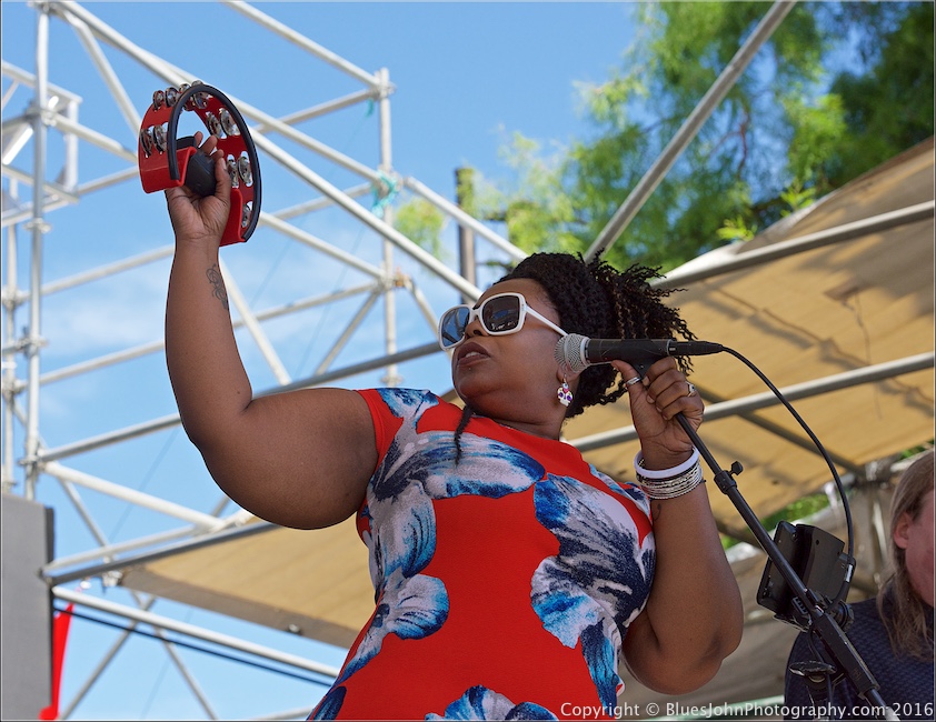 Waterfront Blues Festival, Tom McCall Waterfront Park, photo by John Alcala
