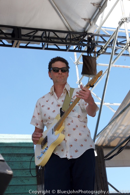 Waterfront Blues Festival, Tom McCall Waterfront Park, photo by John Alcala