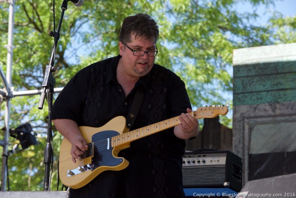 Waterfront Blues Festival, Tom McCall Waterfront Park, photo by John Alcala