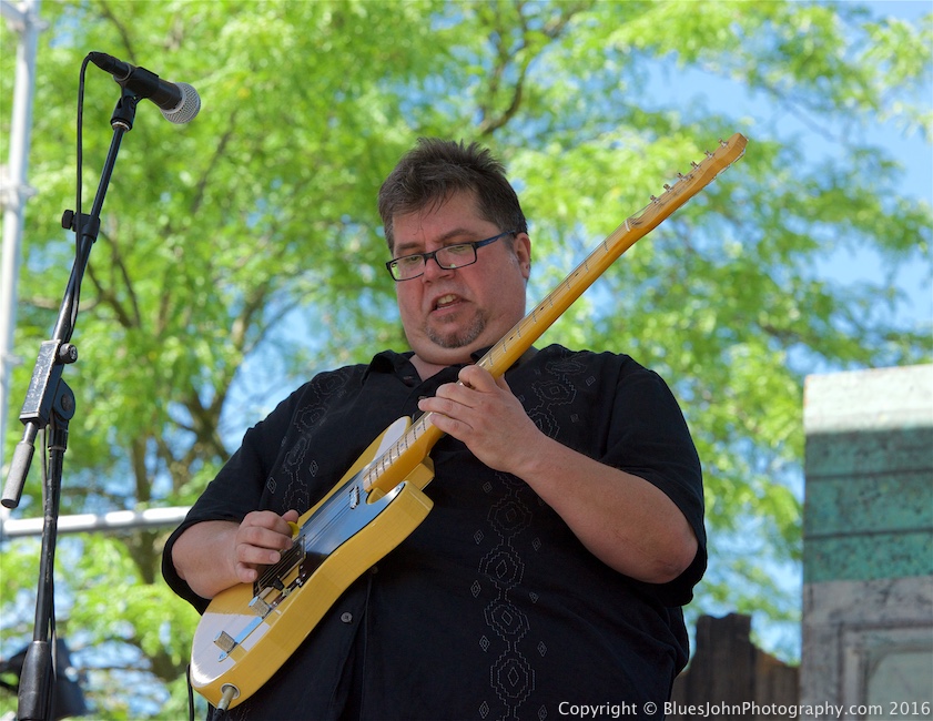 Waterfront Blues Festival, Tom McCall Waterfront Park, photo by John Alcala