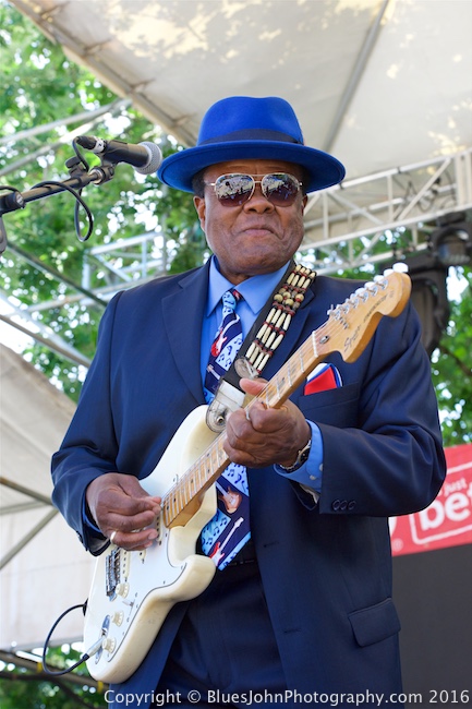 Norman Sylvester, Waterfront Blues Festival, Tom McCall Waterfront Park, photo by John Alcala