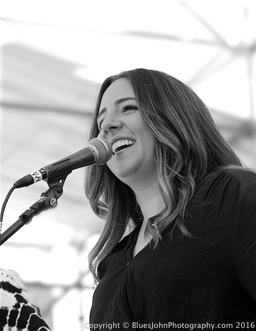 Norman Sylvester, Waterfront Blues Festival, Tom McCall Waterfront Park, photo by John Alcala