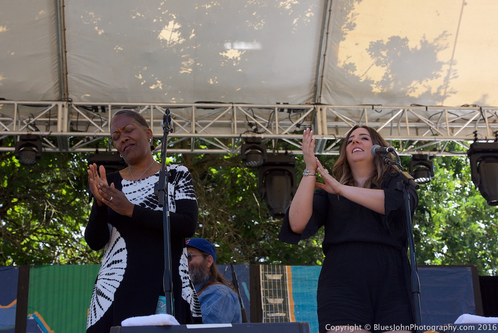 Norman Sylvester, Waterfront Blues Festival, Tom McCall Waterfront Park, photo by John Alcala