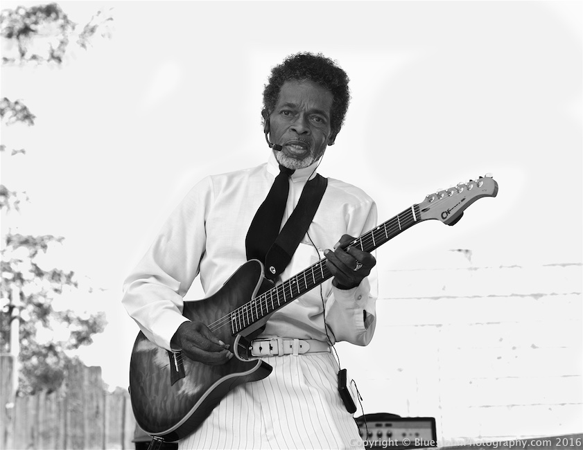 Waterfront Blues Festival, Tom McCall Waterfront Park, photo by John Alcala