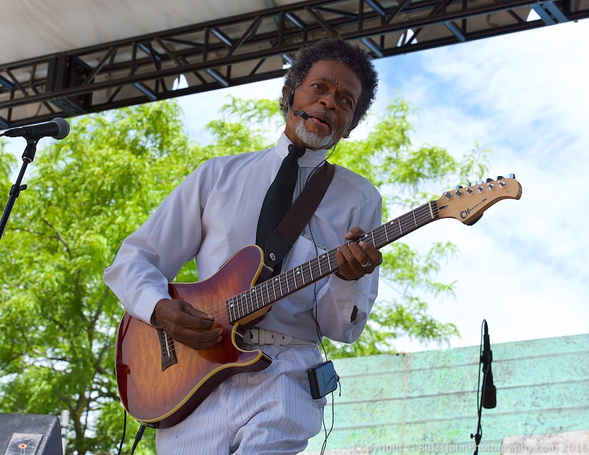 Waterfront Blues Festival, Tom McCall Waterfront Park, photo by John Alcala