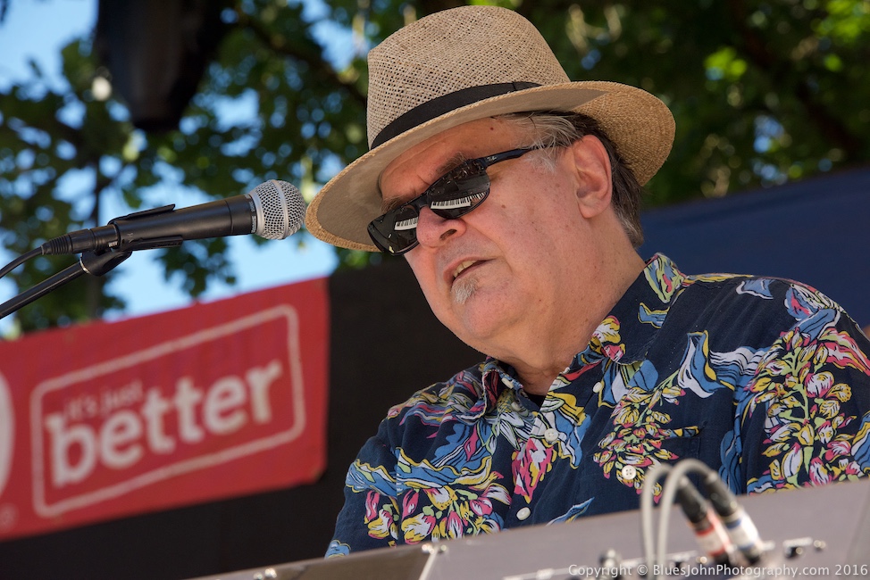 Waterfront Blues Festival, Tom McCall Waterfront Park, photo by John Alcala