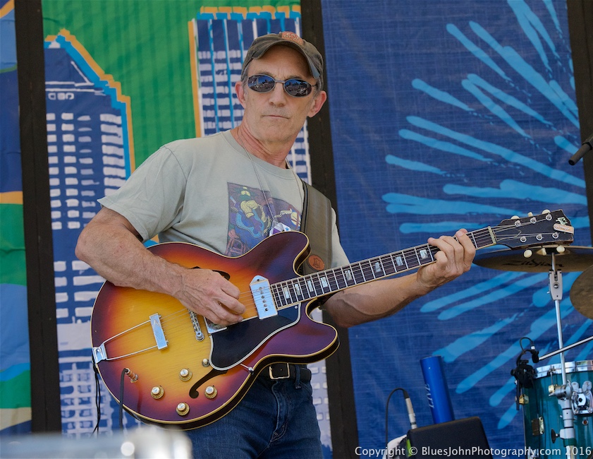 Waterfront Blues Festival, Tom McCall Waterfront Park, photo by John Alcala