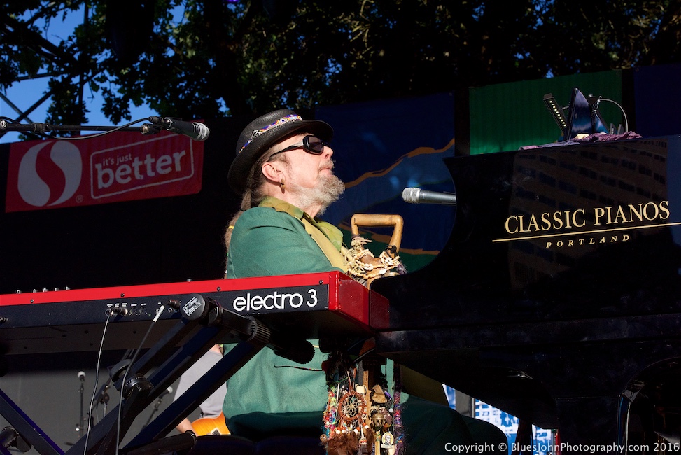 Waterfront Blues Festival, Tom McCall Waterfront Park, photo by John Alcala