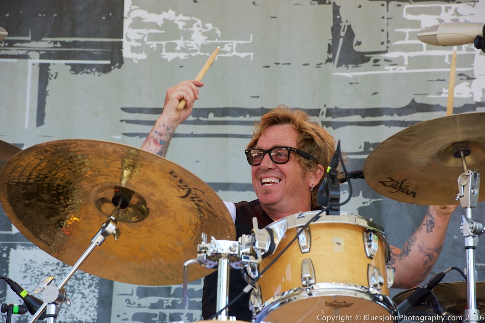 Too Slim & The Taildraggers, Waterfront Blues Festival, Tom McCall Waterfront Park, photo by John Alcala
