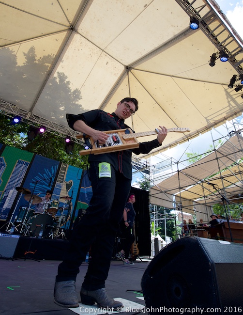 Waterfront Blues Festival, Tom McCall Waterfront Park, photo by John Alcala