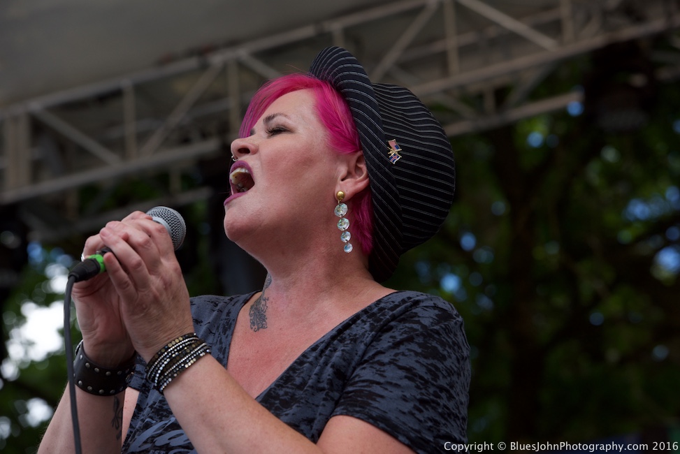Waterfront Blues Festival, Tom McCall Waterfront Park, photo by John Alcala