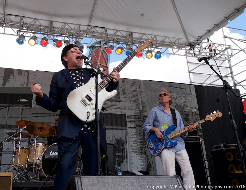 Lloyd Jones, Waterfront Blues Festival, Tom McCall Waterfront Park, photo by John Alcala