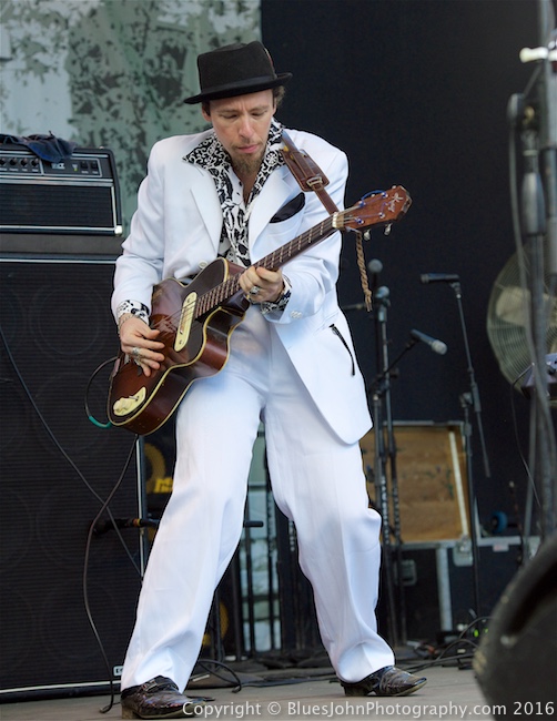 Waterfront Blues Festival, Tom McCall Waterfront Park, photo by John Alcala