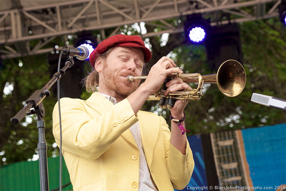 The California Honeydrops, Waterfront Blues Festival, Tom McCall Waterfront Park, photo by John Alcala